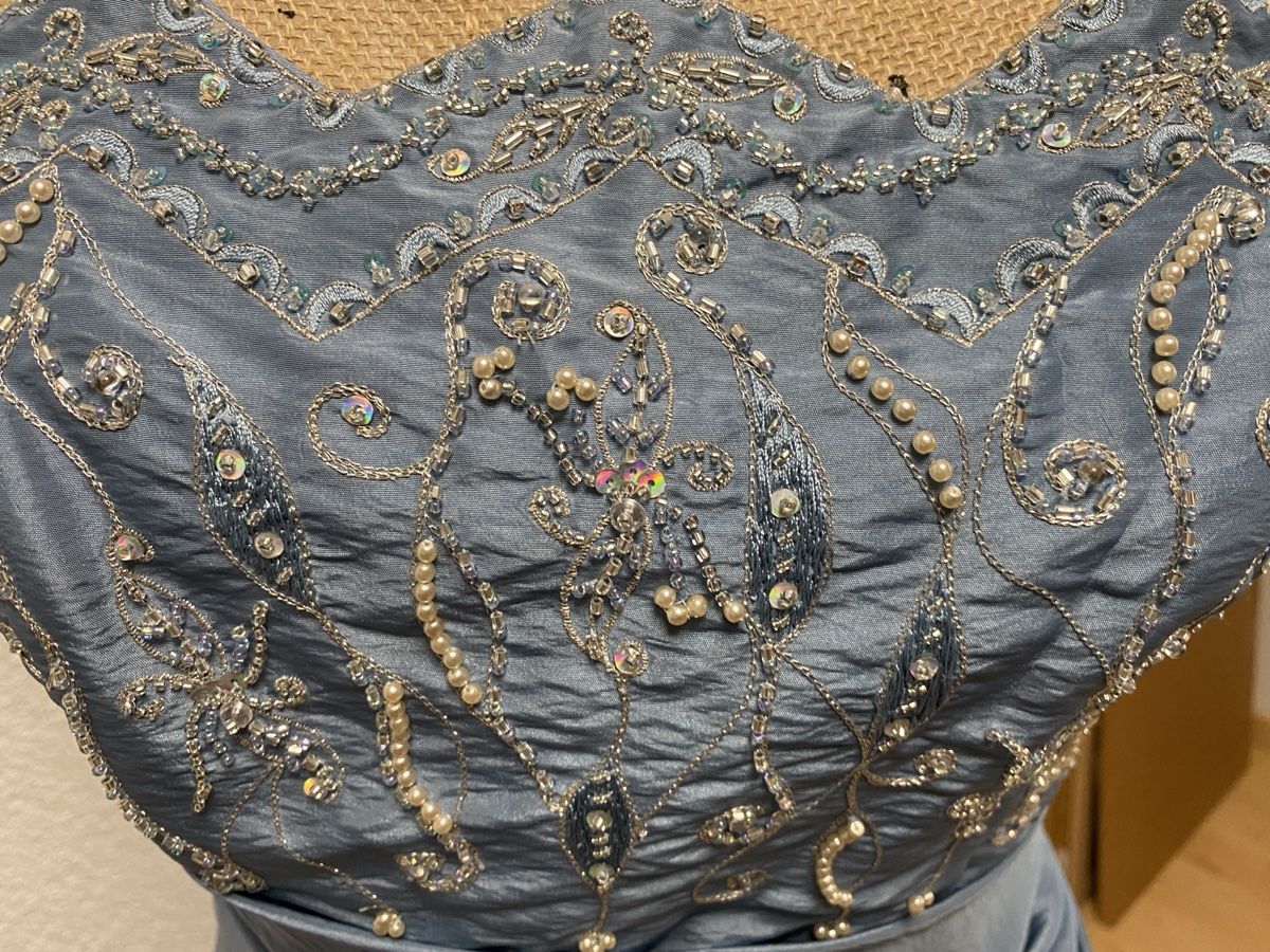 Kleider: Abend/Hochzeit Kleid mit dem Schal – Neu (gemäss Beschreibung) aus Oftringen von mercedes019 2