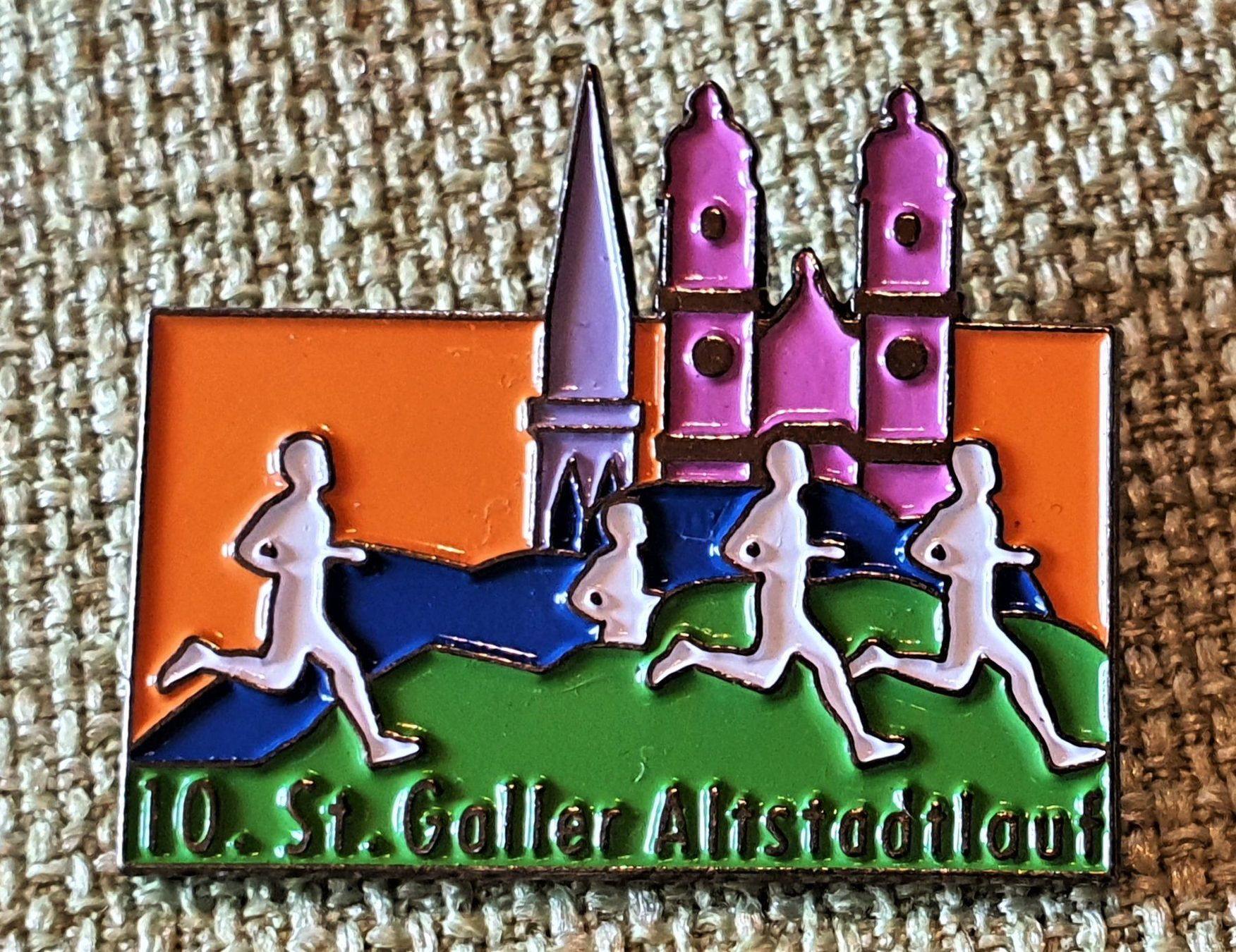 Placchette & Badge: M109 - Pin 10. St. Galler Altstadtlauf – Usato da Reinach BL venduto da Boston-Verkauf