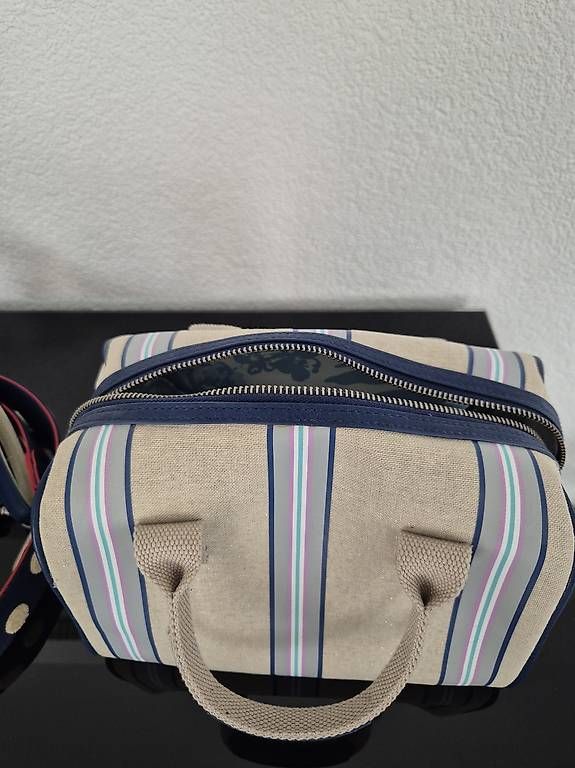 Taschen für Damen: Ungebrauchte Cath Kidston Tasche – Gebraucht aus Horn von Sarina30 1