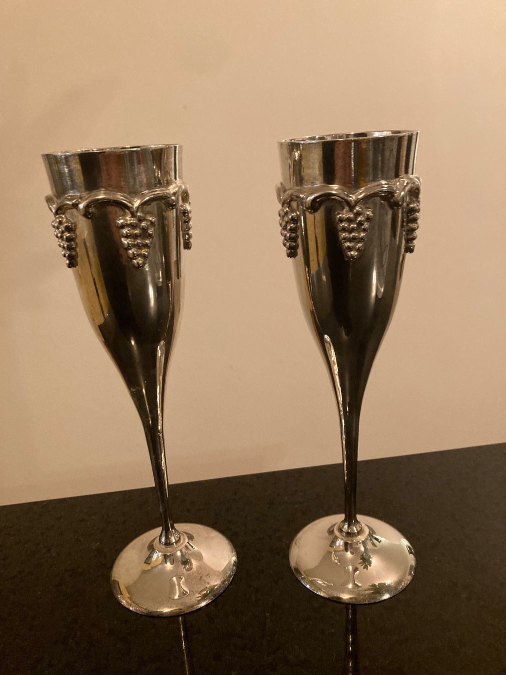 Geschirrsets: Champagnergläser ,versilbert – Gebraucht aus Oberägeri von Vargo11 2