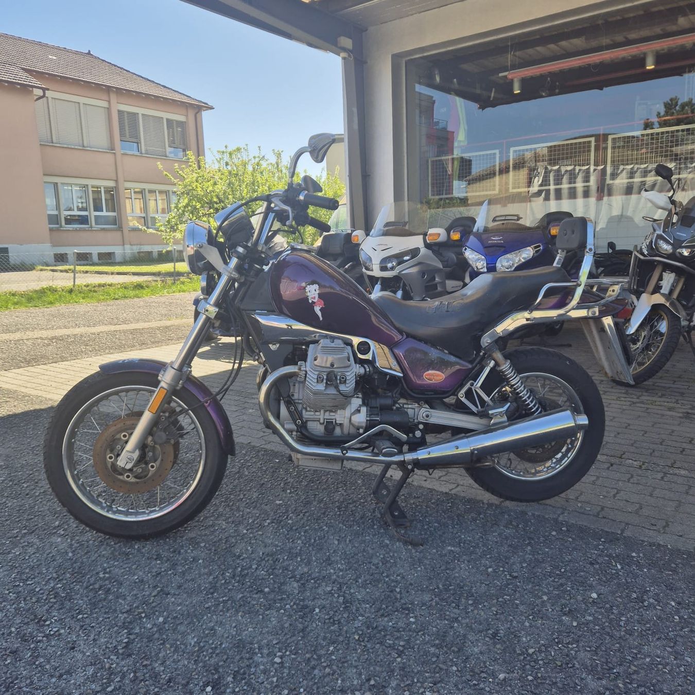 Moto Guzzi Cruisers: Moto-Guzzi Nevada 750 Kat Occasion – D'occasion à Payerne par Christinat_Motos 1