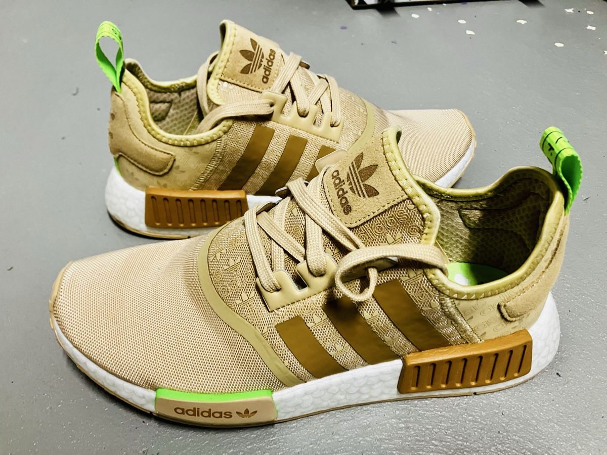 Adidas Scarpe da uomo: Adidas NMD R1 – Usato da Aesch BL venduto da olliplex
