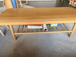 Listerby Couchtisch aus Holz - Top Zustand