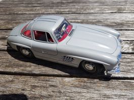 Mercedes 300 SL 1954 Modellauto grau