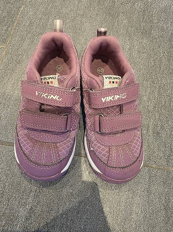Scarpe per ragazze: Viking Gr. 26 – Usato da Pfaffhausen venduto da Mnb84