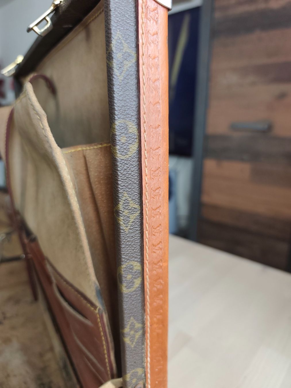 Louis Vuitton Valises & Sacs: Louis Vuitton aktenkoffer – D'occasion à Oensingen par bog_h9hl 5