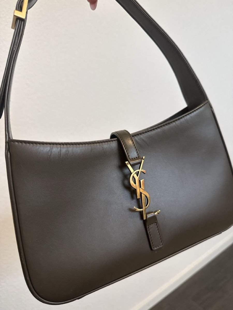 Saint Laurent Borse da donna: YSL Sac Hobo – Usato da Pieterlen venduto da tha_q8qg 2
