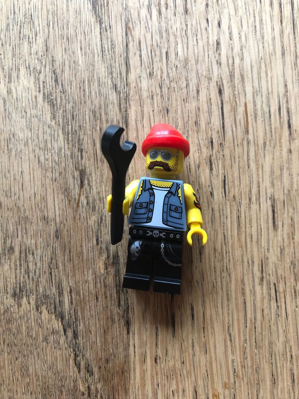 Lego Kit di costruzioni: LEGO Minifigur Serie 10 – Usato da Eglisau venduto da Vidal_sosun 1