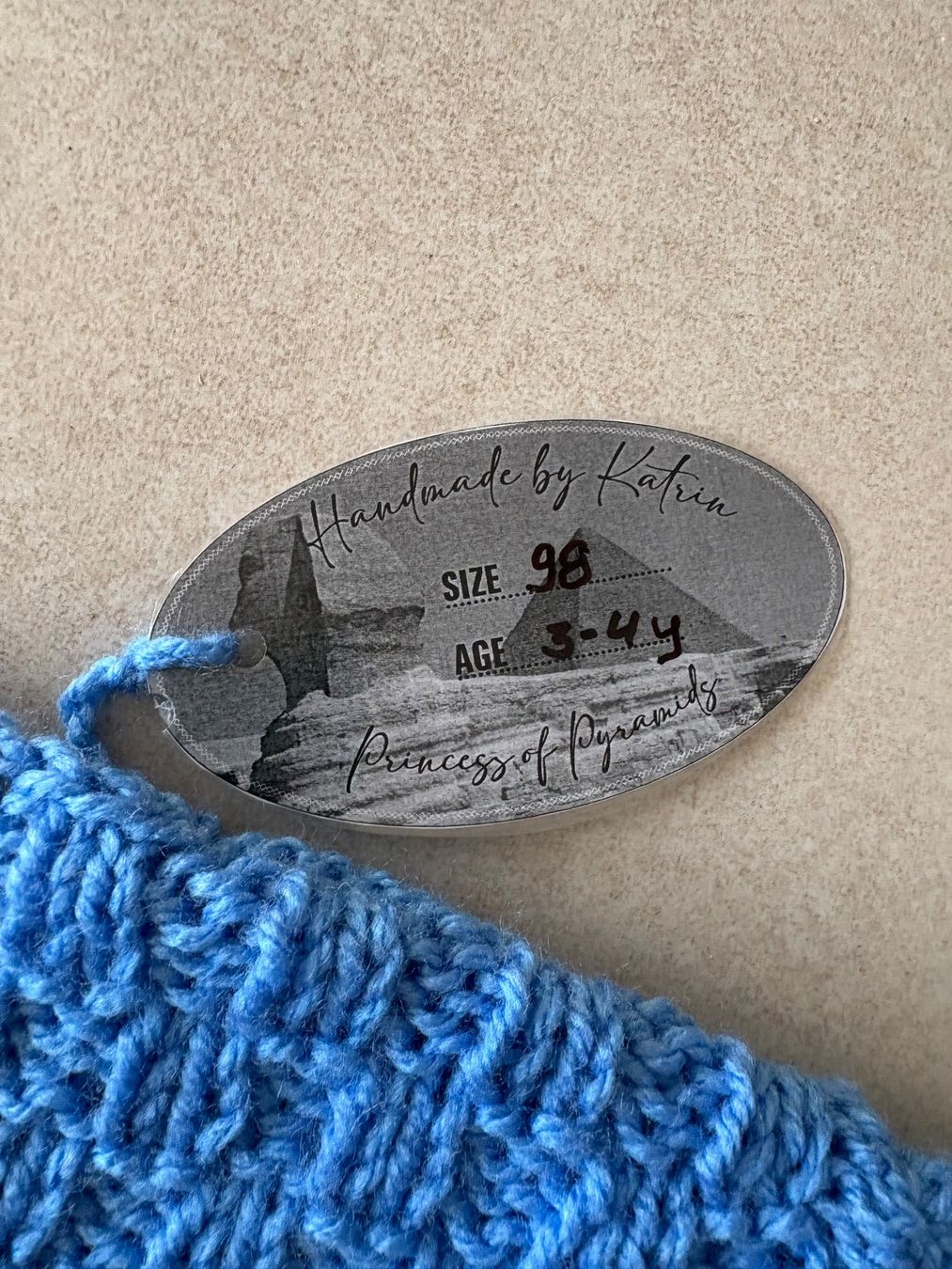 Pulls et sweat-shirts: Gestrickter Pullover blau Kinder Grösse 98 neu Handmade – Neuf avec emballage d'origine à Basel par Tierschutz-Flohmi 3