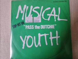 Musical Youth Single – Pass The Dutchie