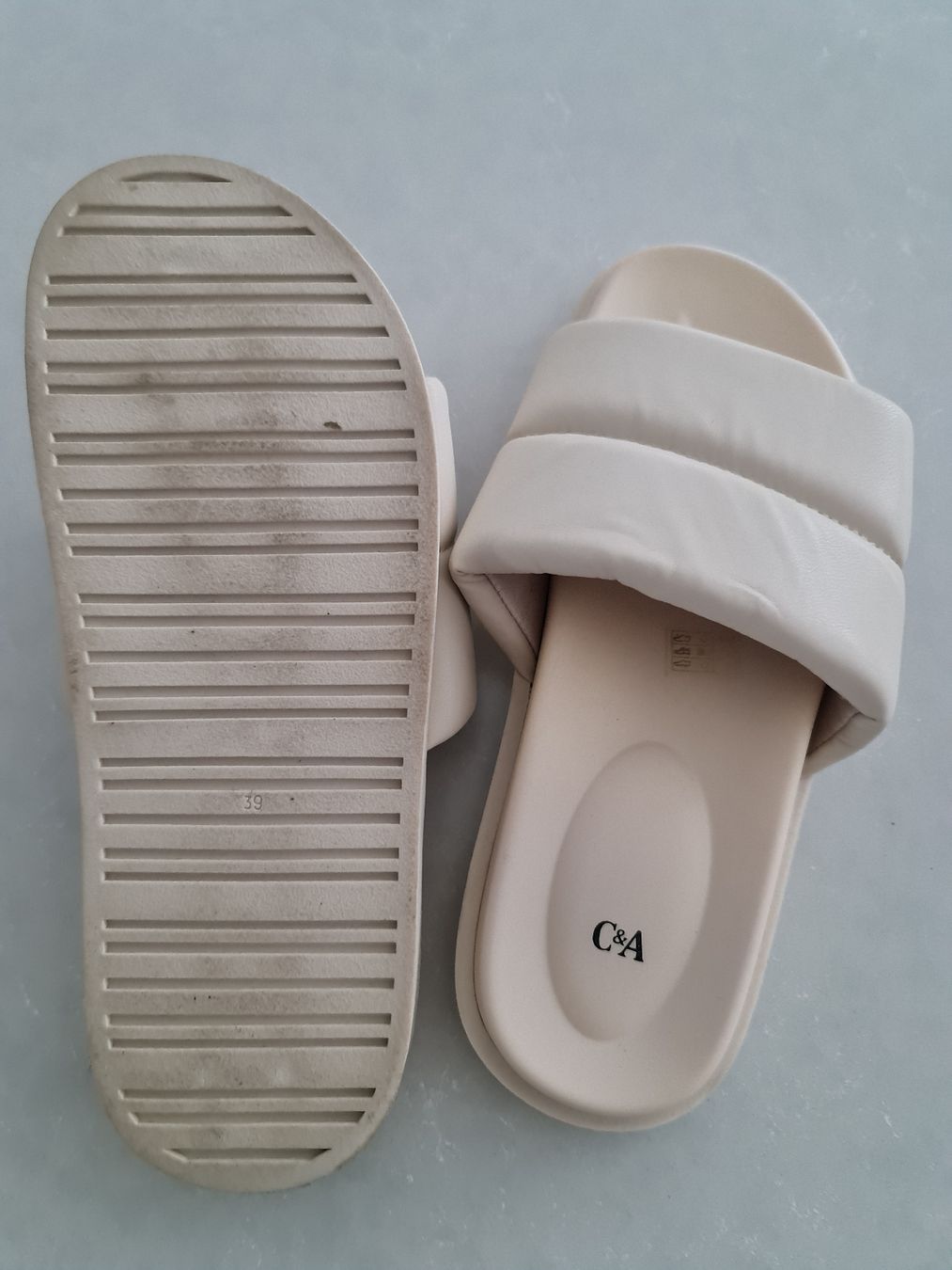 C&A Damenschuhe: C&A Pantoletten in Beige, Grösse 39 – Gebraucht aus Bülach von Rommar 3