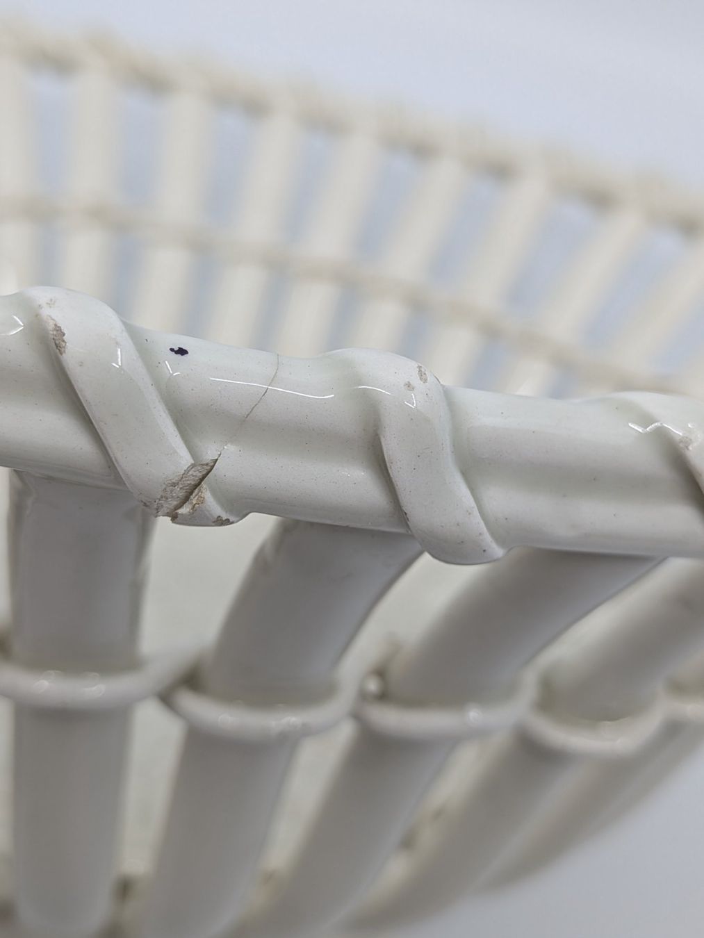 Ciotole: Antiker Faience Steingut Korb vermutlich Carouge? – Usato da Emmen venduto da magelan 3