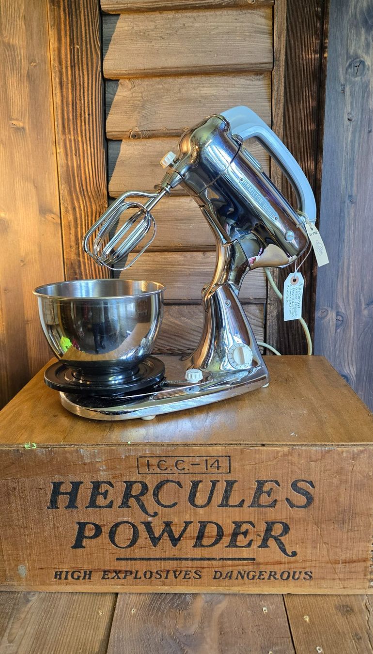 Vintage Hamilton Beach Stand Mixer Model H 1938 (Gebraucht) in Wangen ...