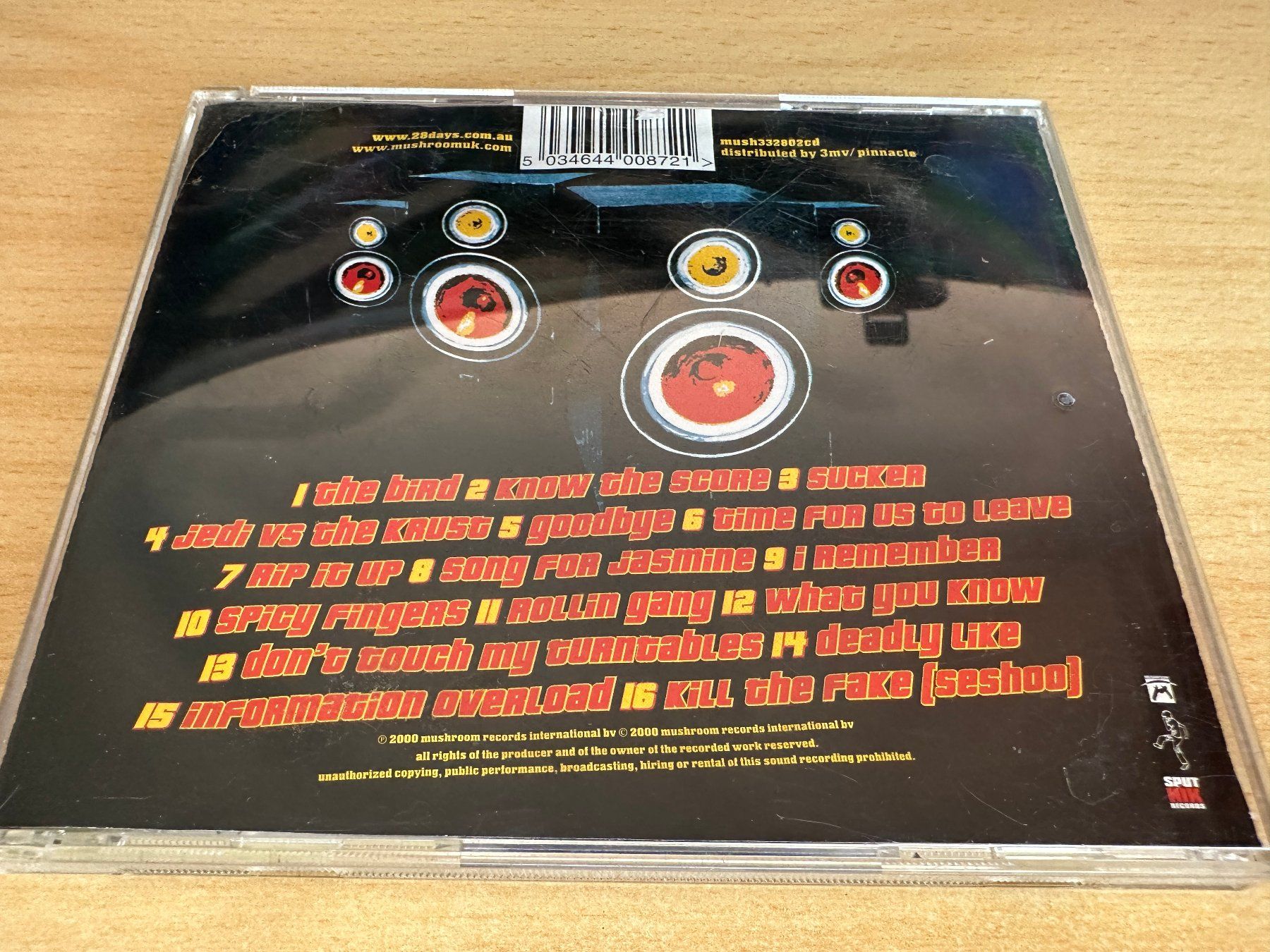 CD: 28 Days – Upstyledown – Usato da Rikon im Tösstal venduto da Alpenmutz 1