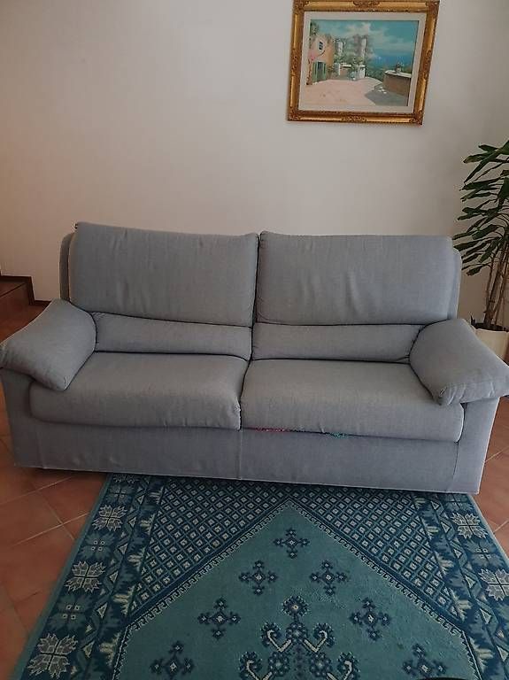 Divani: Divano 3 posti. Zona Chiasso – Usato da Seseglio venduto da tarten1980