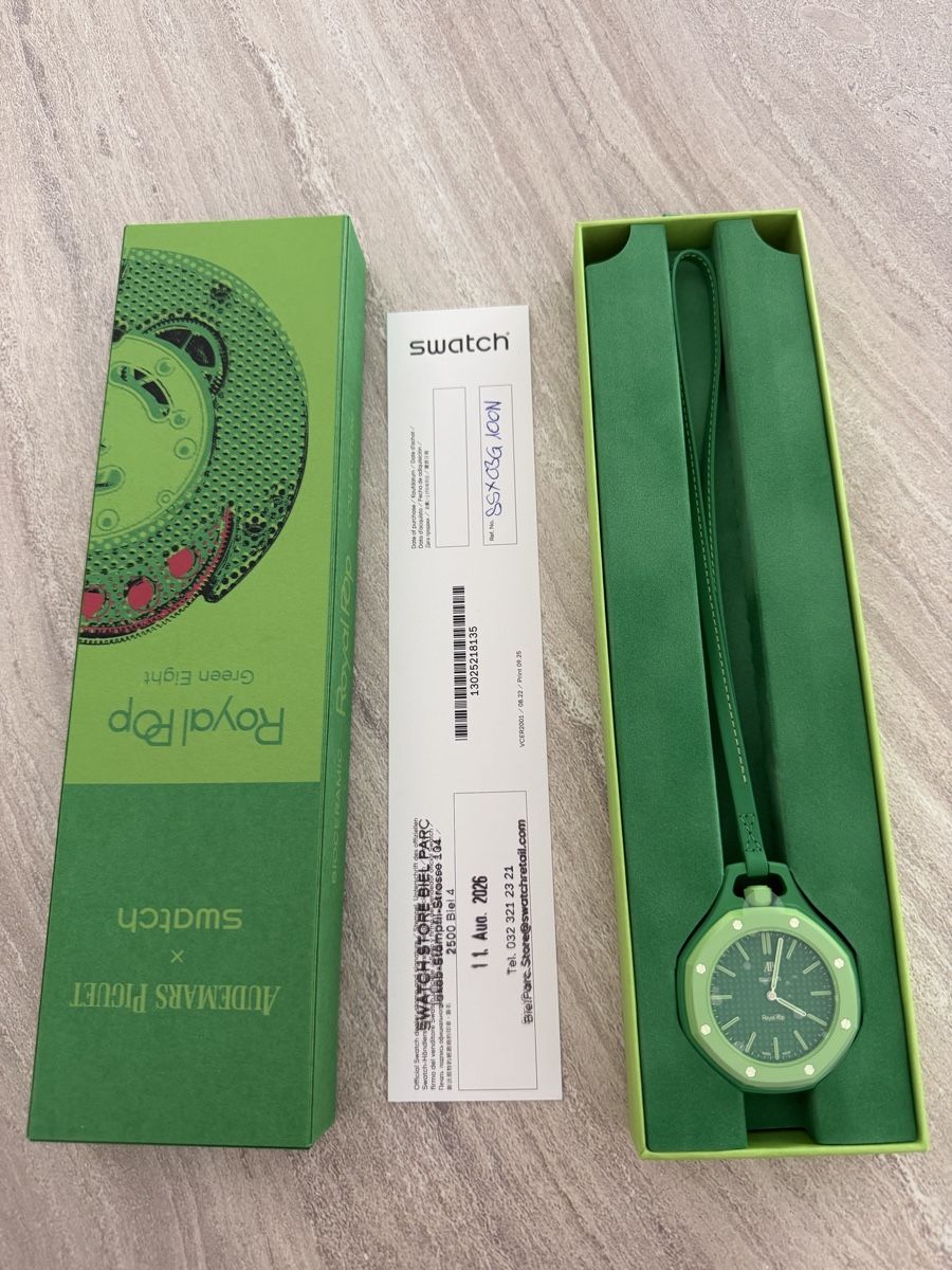 Swatch Montres: Royal Pop Green Eight – Neuf avec emballage d'origine à Busswil BE par Astraion 1