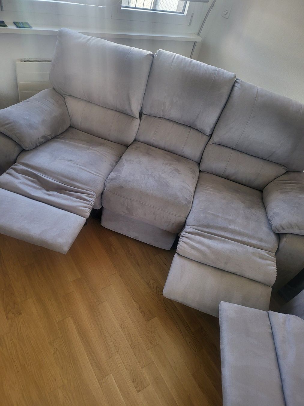 Conforama Divani: 3 PLUS 1 SOFA set with foot rests – Usato da Zürich venduto da mauritsve