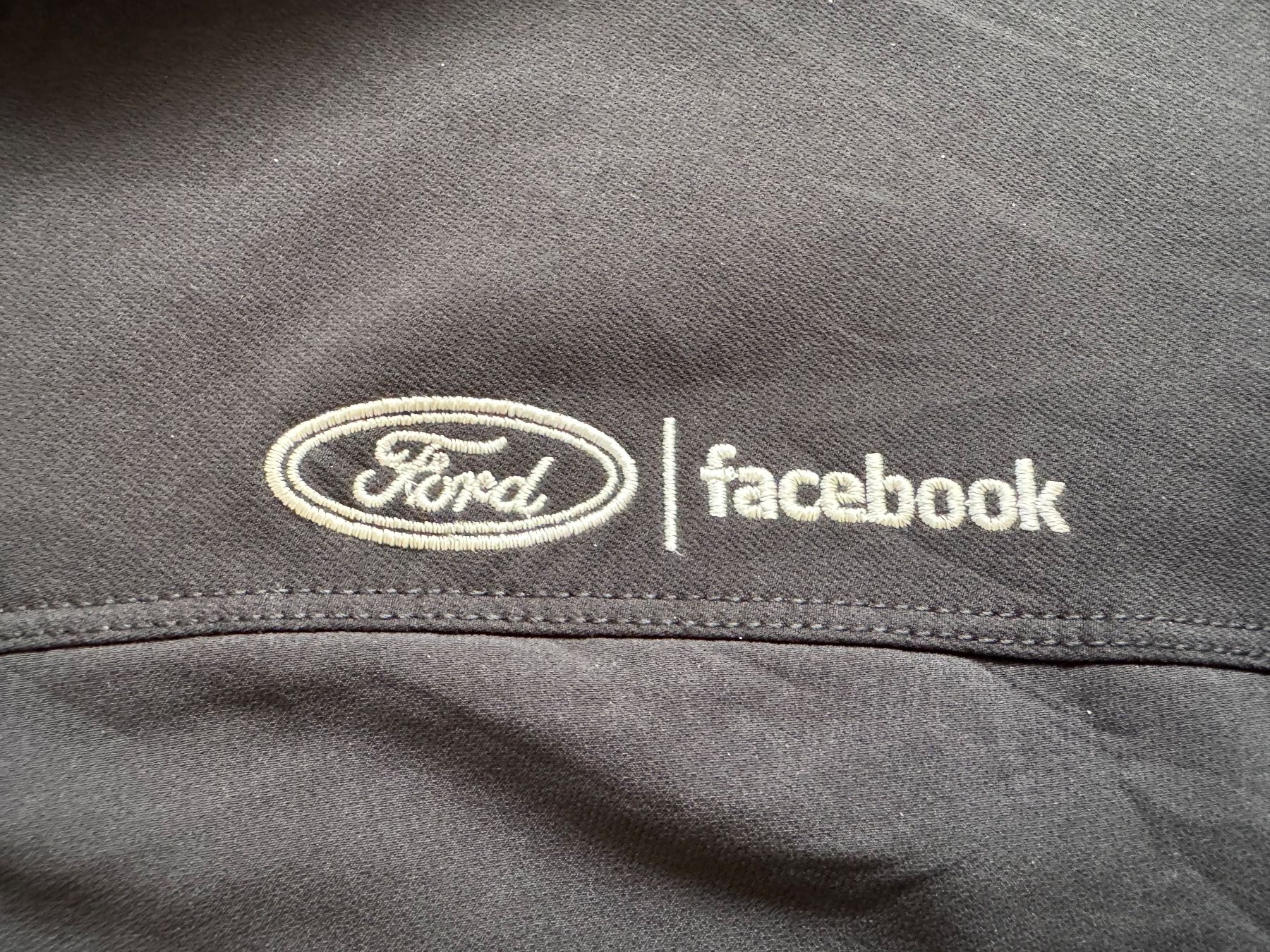 Patagonia Jacken: Patagonia Guide Jacket Sz XL from 2011 Ford Facebook – Gebraucht aus Neuchâtel von _Easy_to_Find_ 1