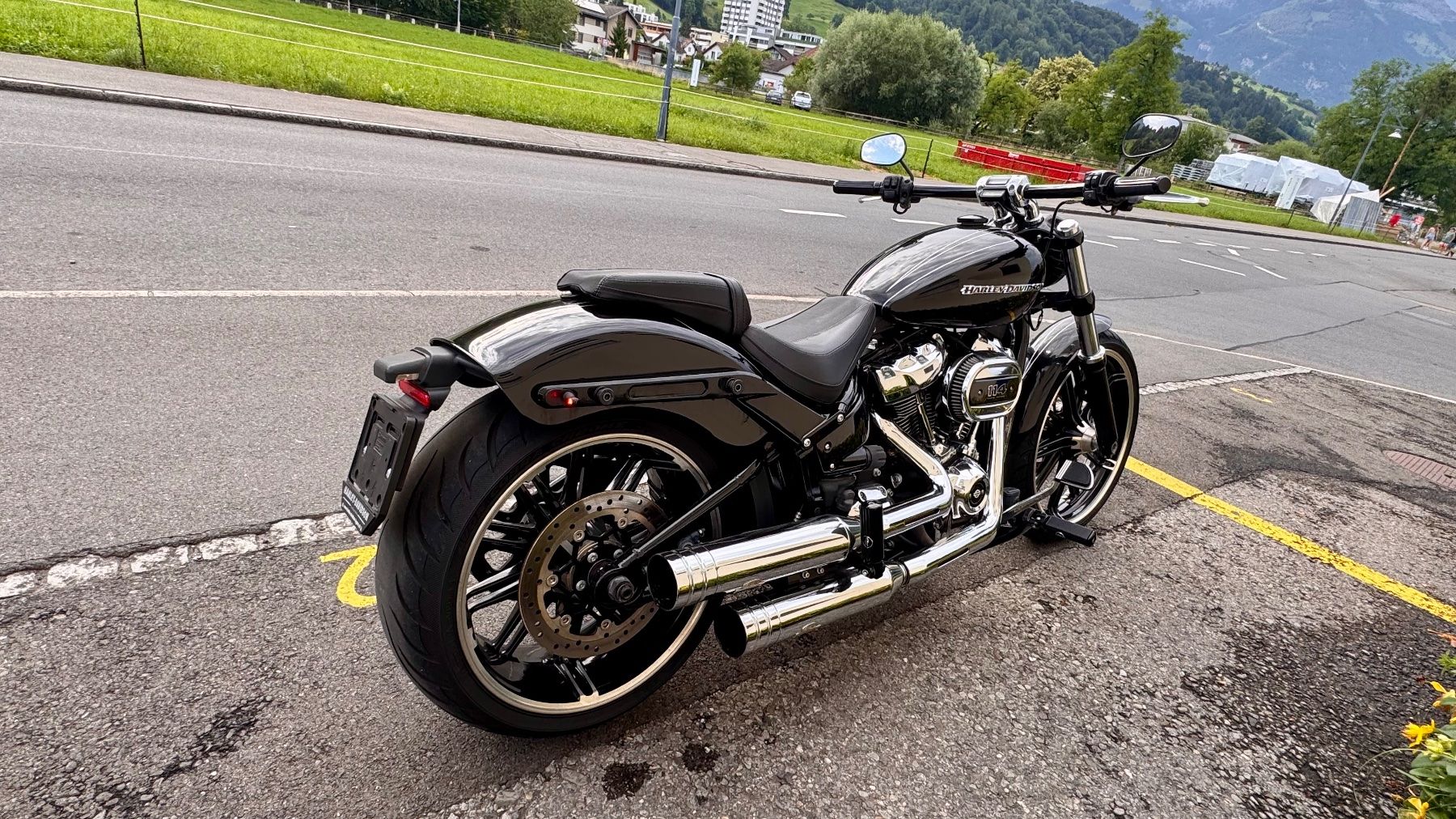 Harley-Davidson Cruisers: Harley Davidson Breakout FXBRS 114 – D'occasion à Sarnen par b.88 2