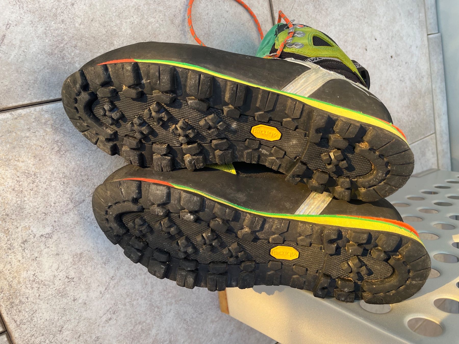 Salewa Scarpe da uomo: Wanderschuhe - Salewa Condor Evo GORE-TEX - Gr. 44 – Usato da Hirschthal venduto da Copen 4