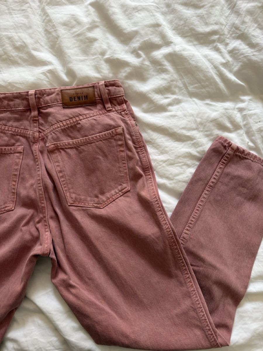 Sezane Jeans: Jeans Rose Sézane - 27 - 50chf – Neu (gemäss Beschreibung) aus Genève von tan_h6b8 2