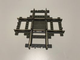 LEGO - EISENBAHN - 9 VOLT - KREUZUNG