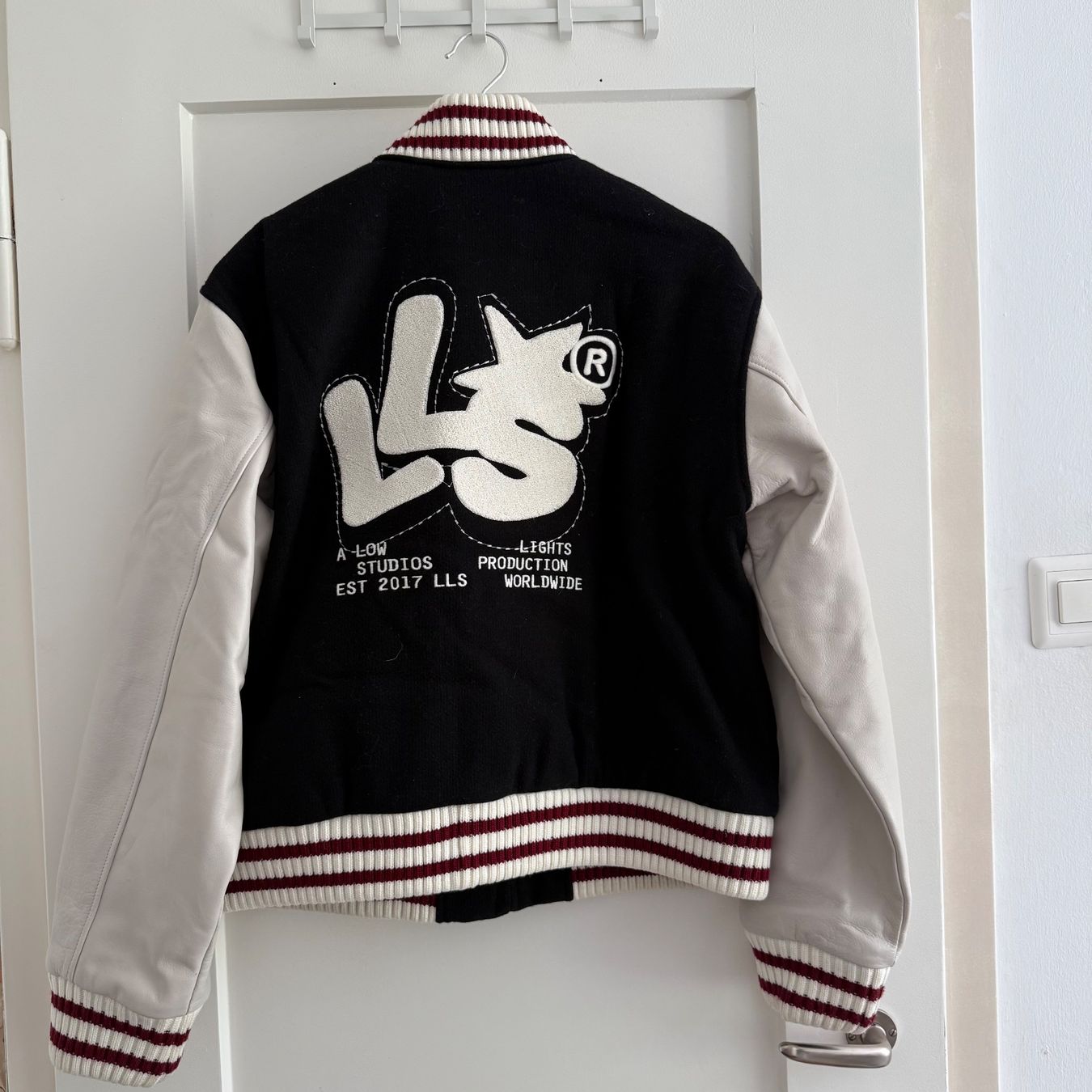 Giacche: Low Lights Studio - College Jacket - S – Nuovo (secondo la descrizione) da Winterthur venduto da supremre 6