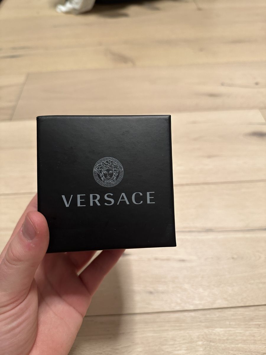 Versace Catenine: Versace Kette – Nuovo (secondo la descrizione) da Zeiningen venduto da made19