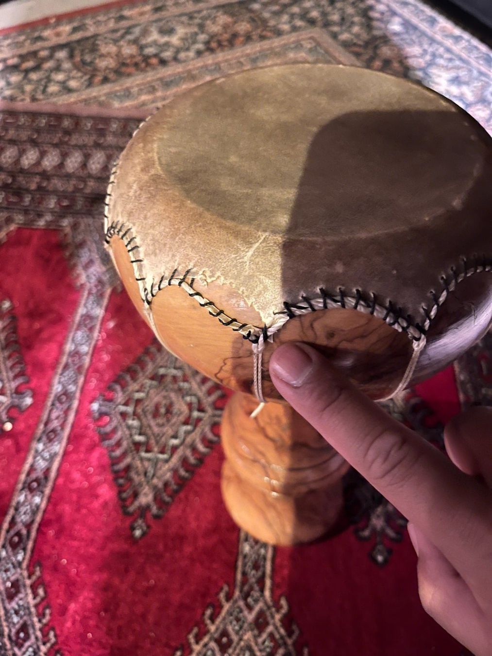 Instruments de musique: Orientalische Trommel – Défectueux à Bern par PJB 2