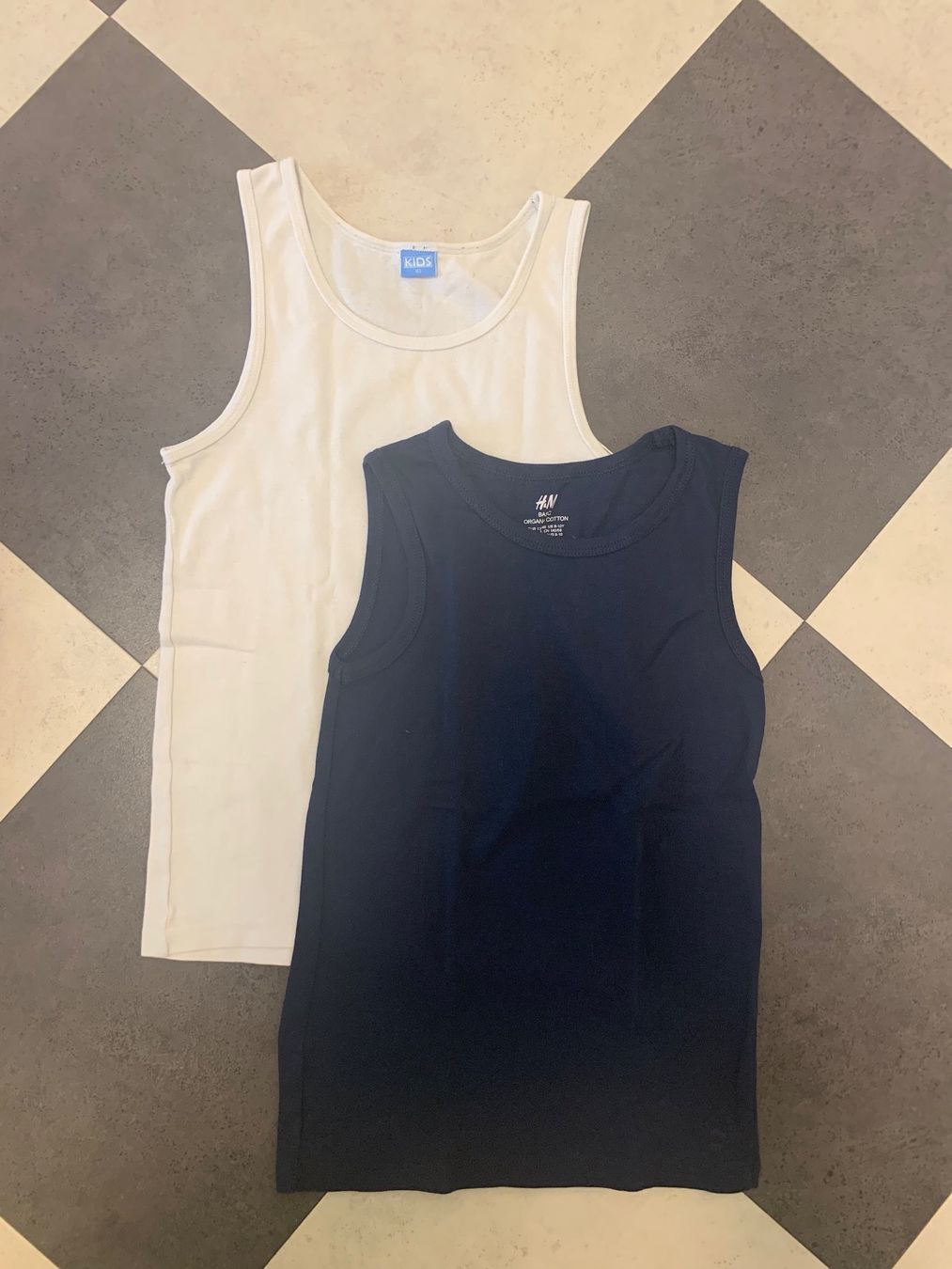 Chemises, T-shirts & Polos: 3 Ärmellose Shirts – D'occasion à Luzern par Boudin03 3