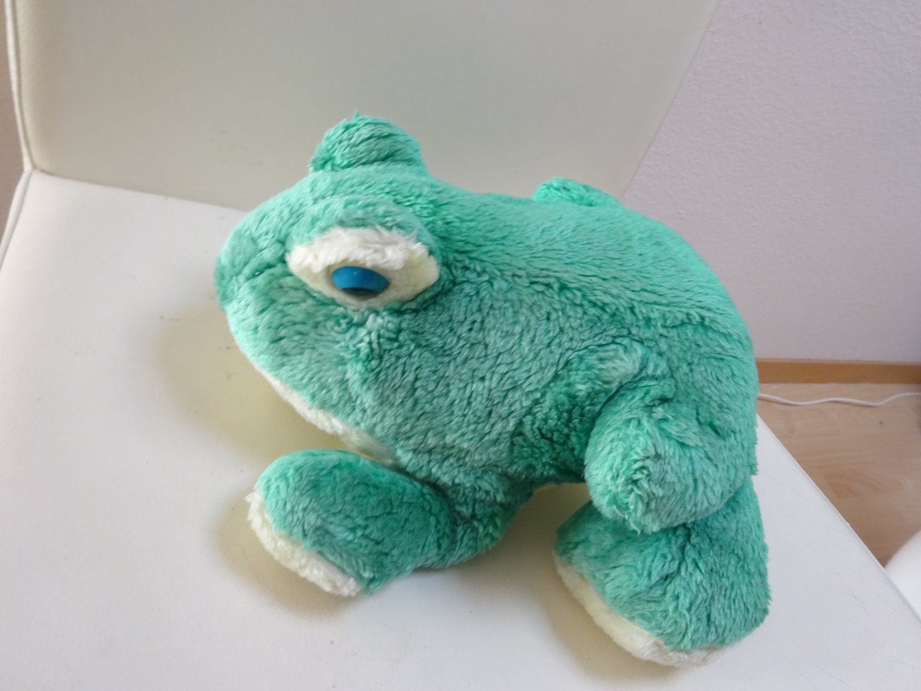 Giocattoli: FROSCH ** MACHT QUAAK-GERÄUSCHE – Usato da Luzern venduto da xrayspex99 1