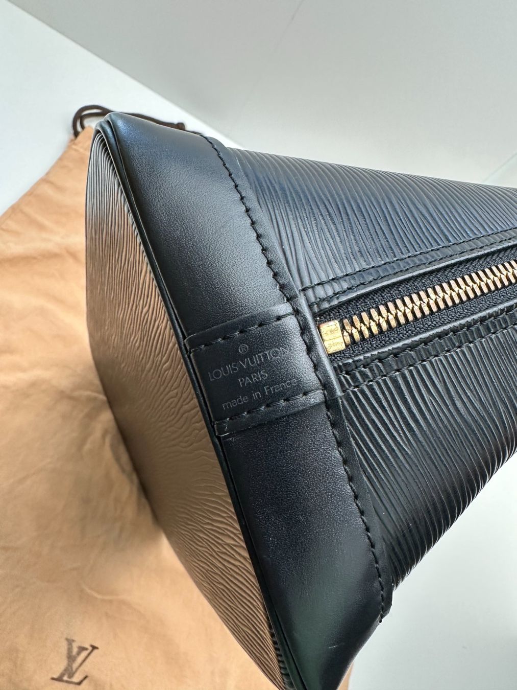 Louis Vuitton Borse da donna: Classique Louis Vuitton Alma Epi PM + cadena, clé, dust bag – Usato da Genève venduto da rosebud635 3