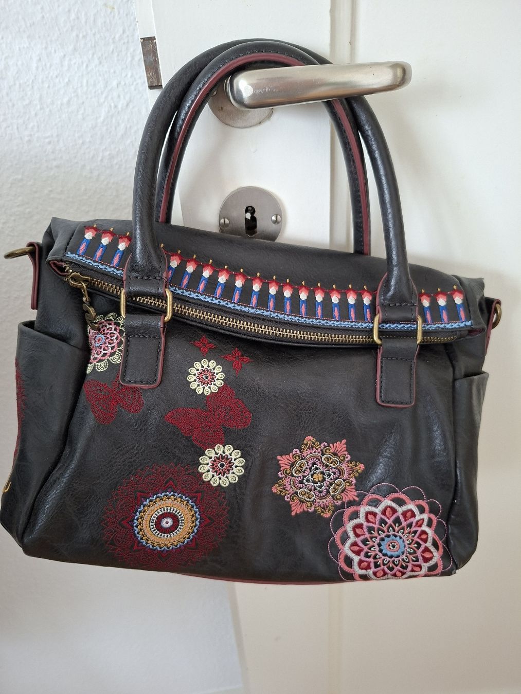 Desigual Borse da donna: Sac à main Desigual original, – Usato da Renens VD venduto da ser_j2fn