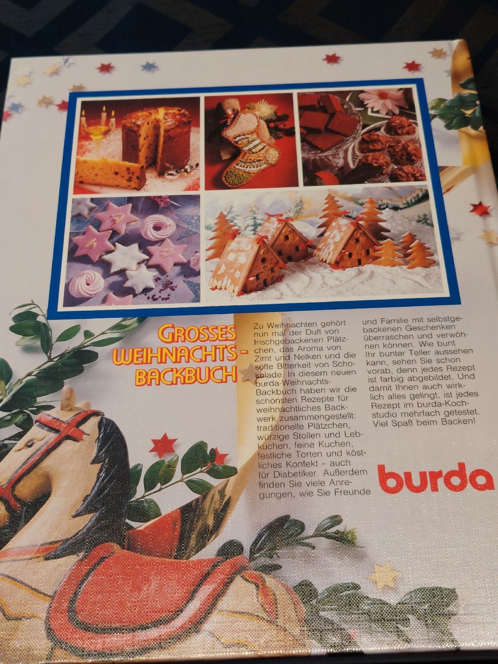 Teglie da forno: 12 Ausstechförmchen & 1 Weihnachts- Backbuch – Usato da Zetzwil venduto da sti_x9xf 9