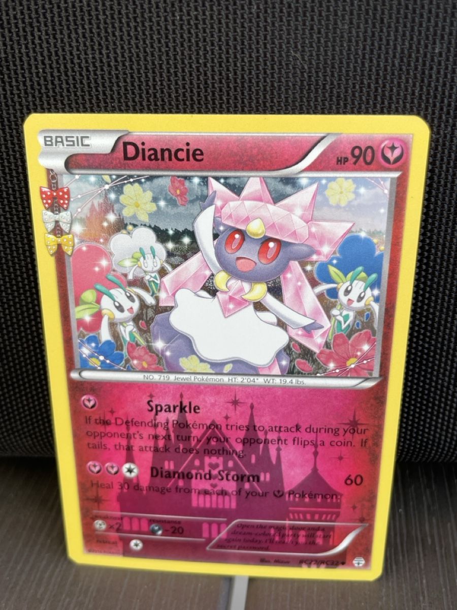 Pokémon Carte collezionabili: Diancie RC22/RC32 Holo – Usato da Hugelshofen venduto da Suimosa