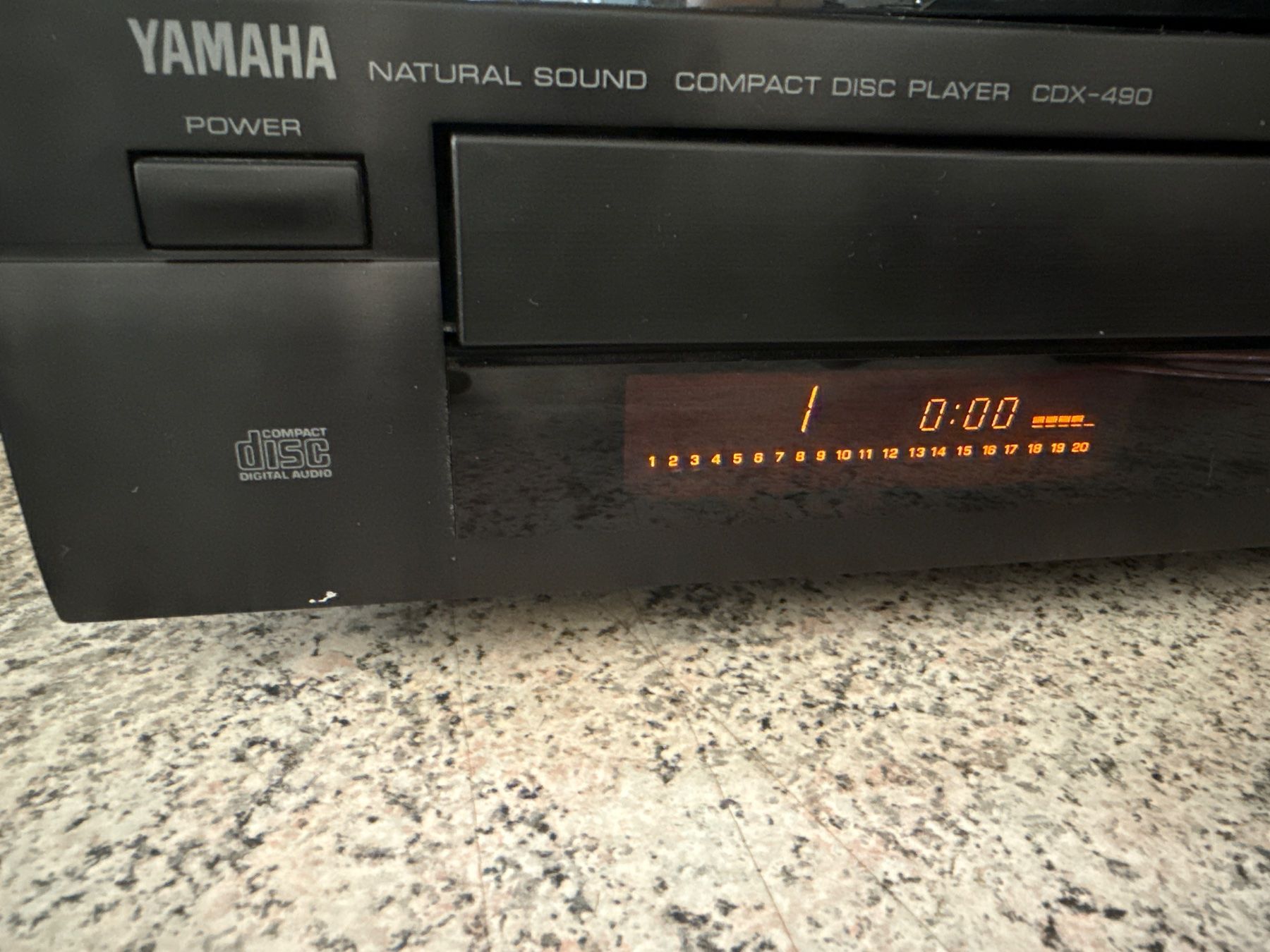 Yamaha Multimediaplayer & Streamer: PLAYER YAMAHA CDX-490  et Bluetooth USB SD FM BOX – Gebraucht aus St imier von sav_bjf9 6