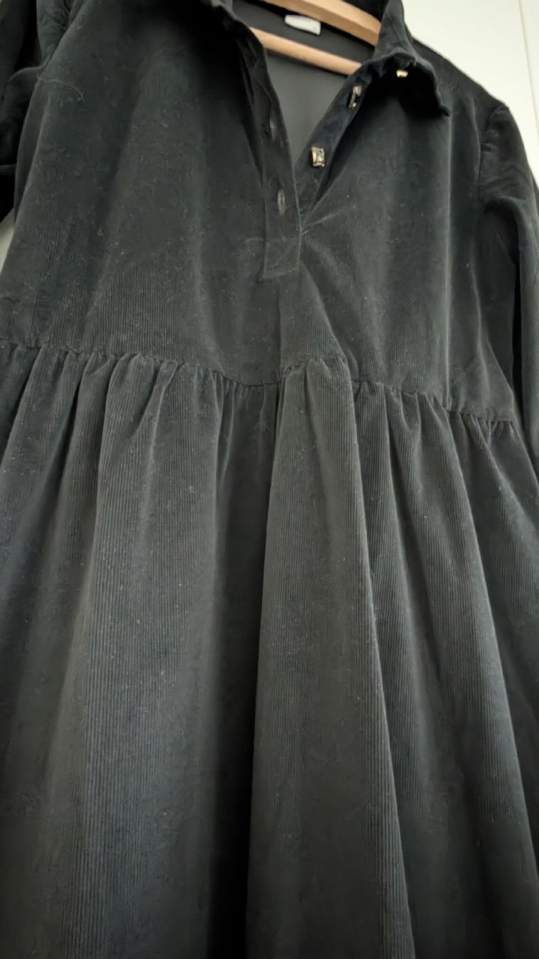 Robes: Robe – D'occasion à La Conversion par deborah22 1