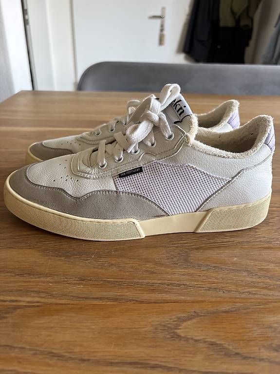 Scarpe da donna: Ekin Damensneaker Gr 41 – Usato da Schlieren venduto da var_dms8 1
