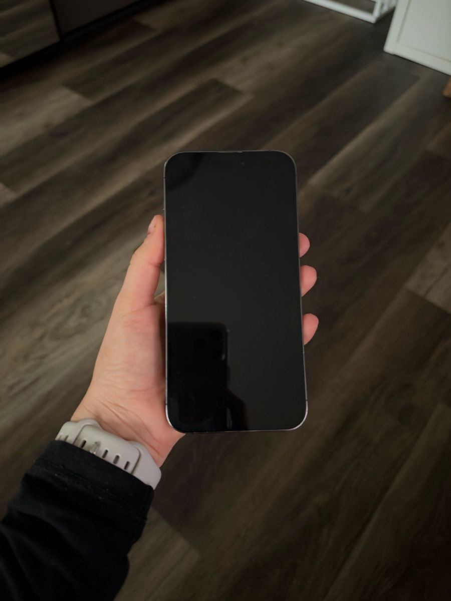 Apple Portables: Apple iPhone 14 Pro Max lila gebraucht – D'occasion à Aadorf par sha_z2rd 1