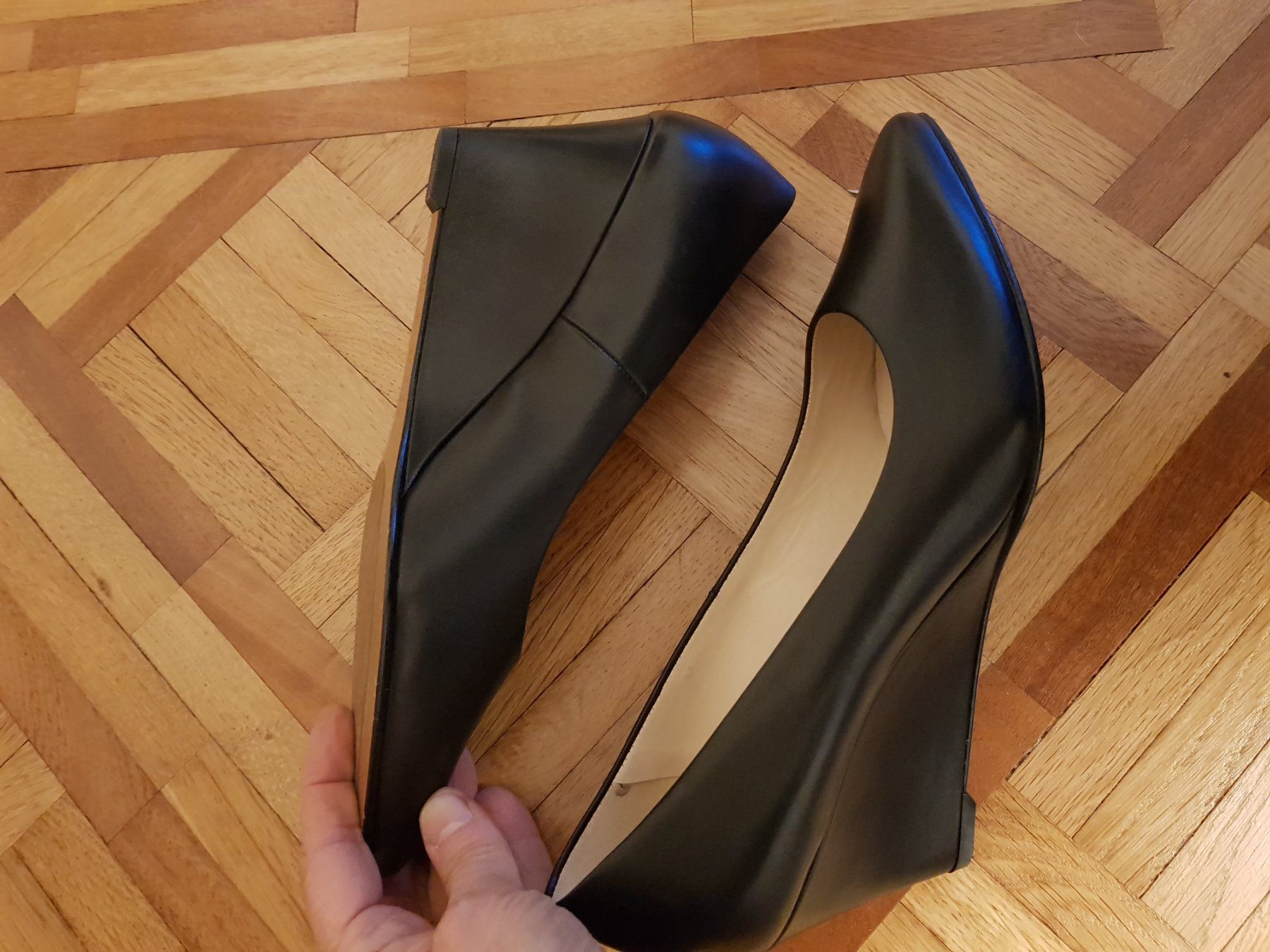 Kaiser Scarpe da donna: Escarpins compensés noirs Peter Kaiser taille 38.5 – Nuovo (secondo la descrizione) da Veyrier venduto da sosozizou 1