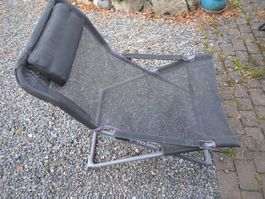 Chaise longue pliante
