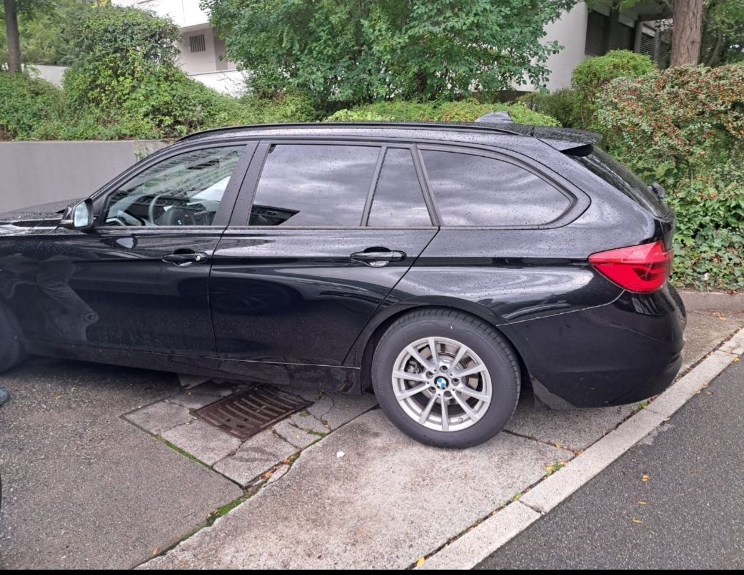 BMW Autos: BMW 320d xDrive / 4x4 – D'occasion à Chur par Ahorna 1