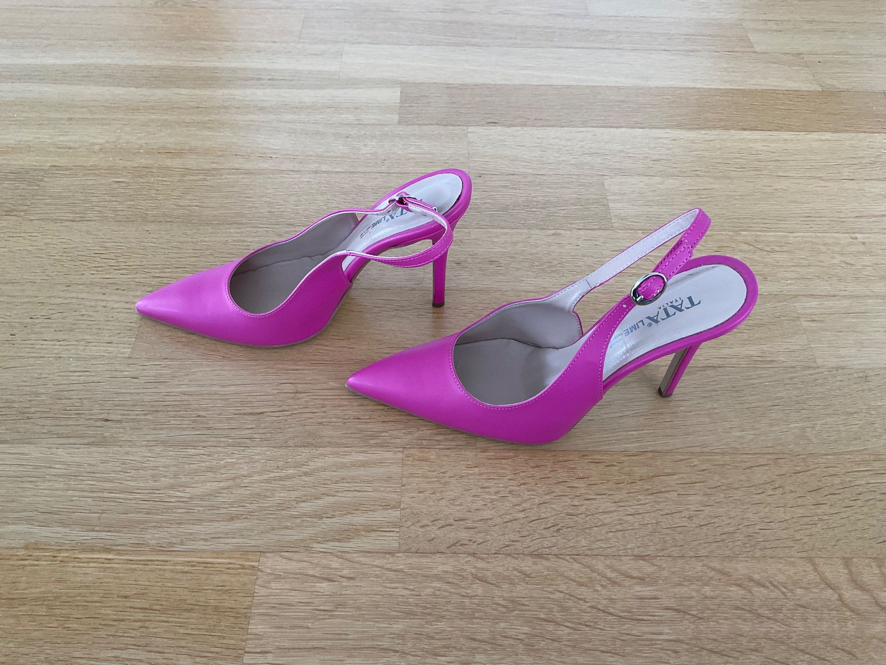 Tata Scarpe da donna: Schuhe High Heel – Usato da Horw venduto da Benny017 1