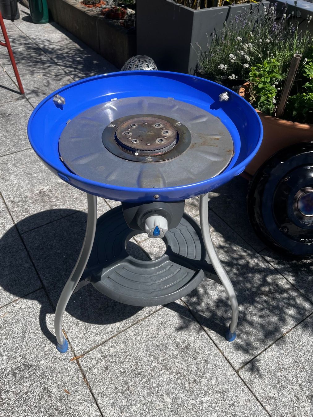 Grills: Cadac Camping Gas Grill Carri Chef – Gebraucht aus Schmerikon von Djonny 8