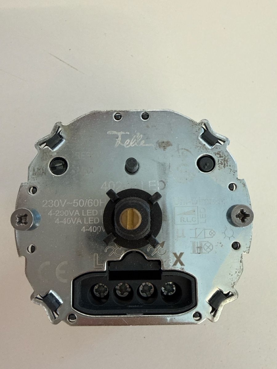 Feller Interrupteurs: Feller led dimmer rlc – D'occasion à Holziken par Syk1 1