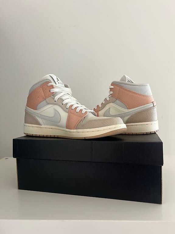 Jordan Scarpe da uomo: Air Jordan 1 Mid Milan – Usato da Sachseln venduto da lis_kf77