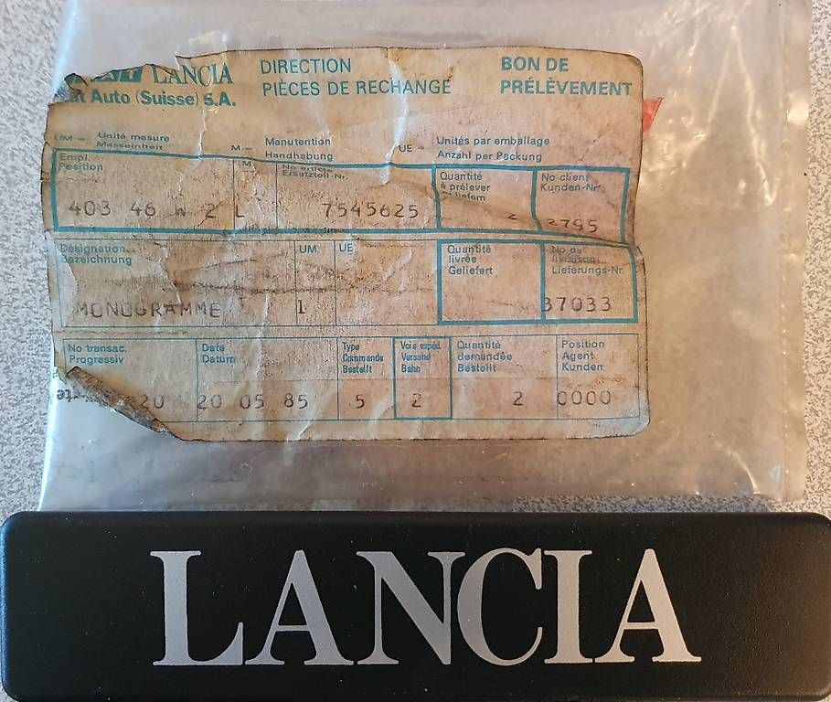 Alle Autoersatzteile: Monogramme de coffre Lancia – Gebraucht aus Les Avanchets von Giuseppe.01