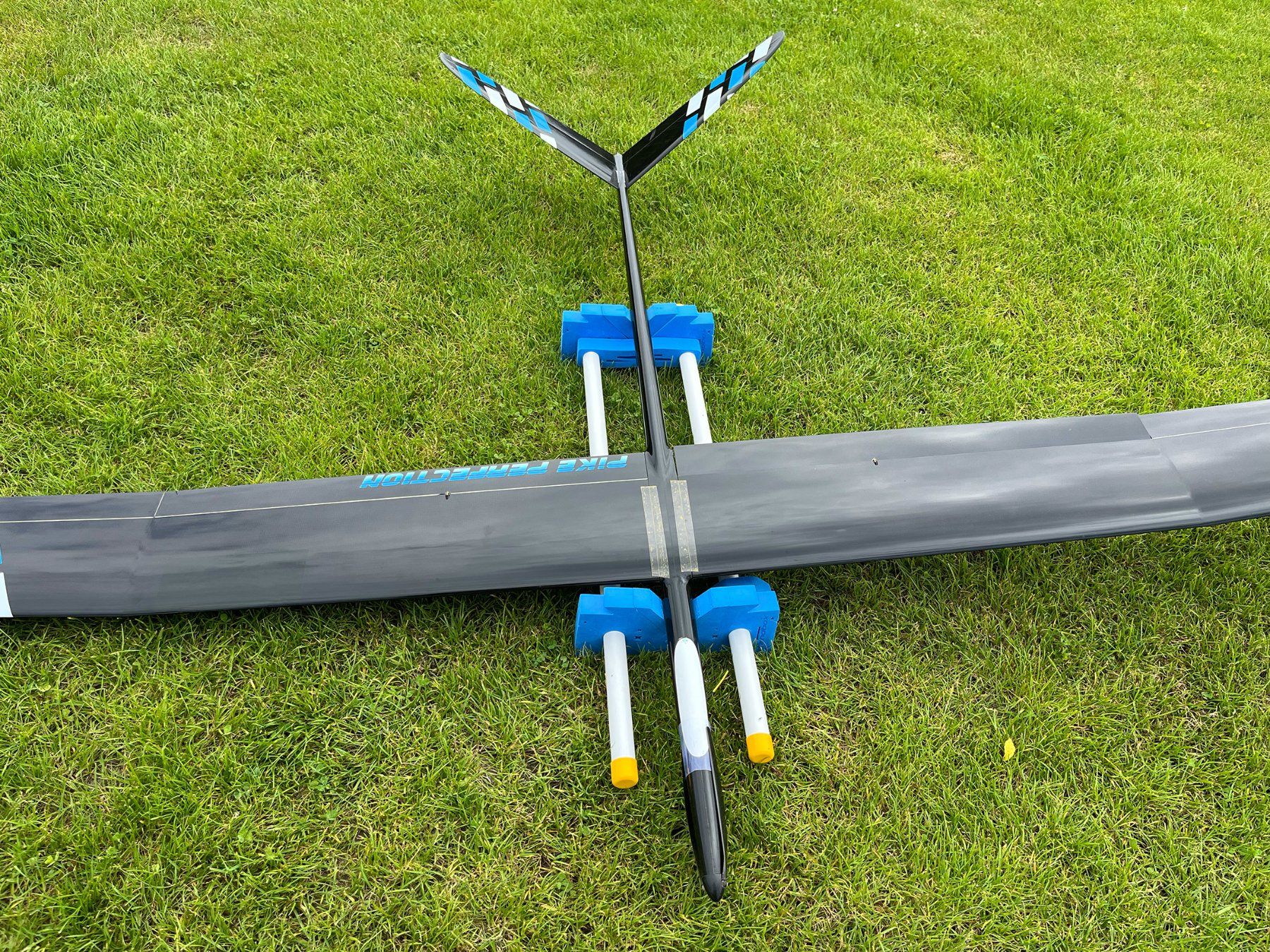 RC Modellbau: Flugbereiter Pike Perfektion Elektro – Gebraucht aus Zugerberg von Olischm 1