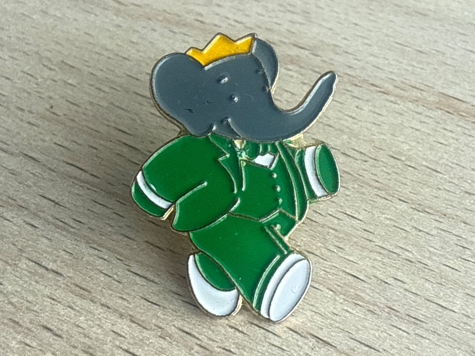 Placchette & Badge: Pin BABAR – Usato da Glattbrugg venduto da Schweigmatt
