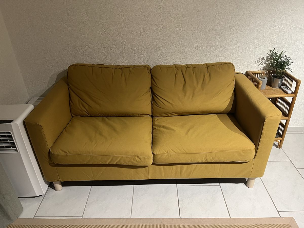 Ikea Sofas: 2er Sofa  – Gebraucht aus Hombrechtikon von bau_vw5t 2